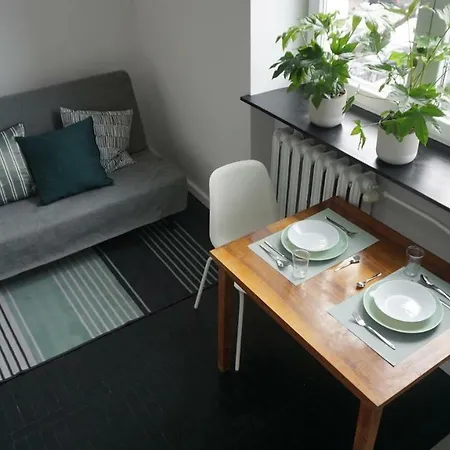 Lovely Bubbly Apartment *